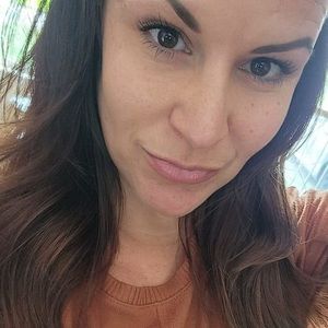 Meet your Posher, Brooke